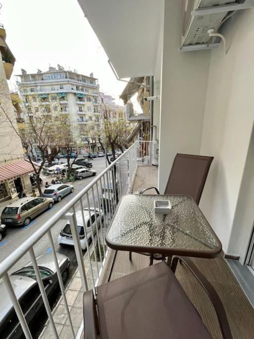 Sage Serenity Central Appartment Thessaloniki Buitenkant foto